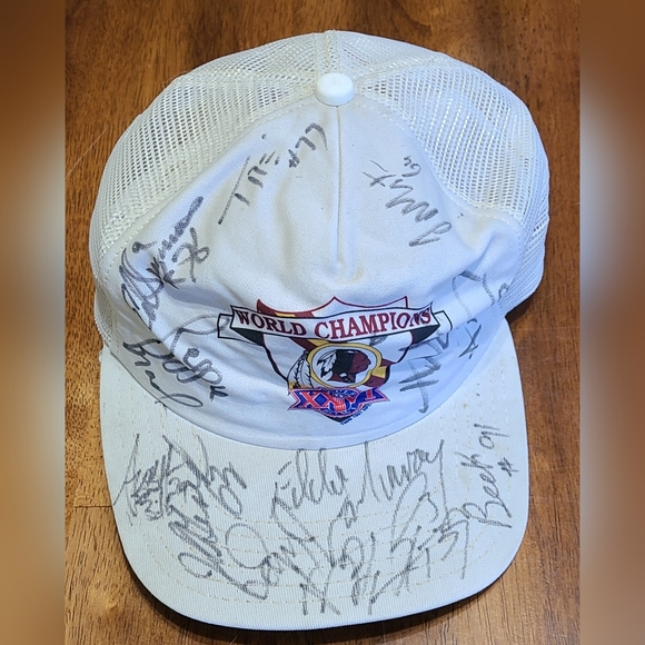 Vintage autographed Washington redskins New era snapback